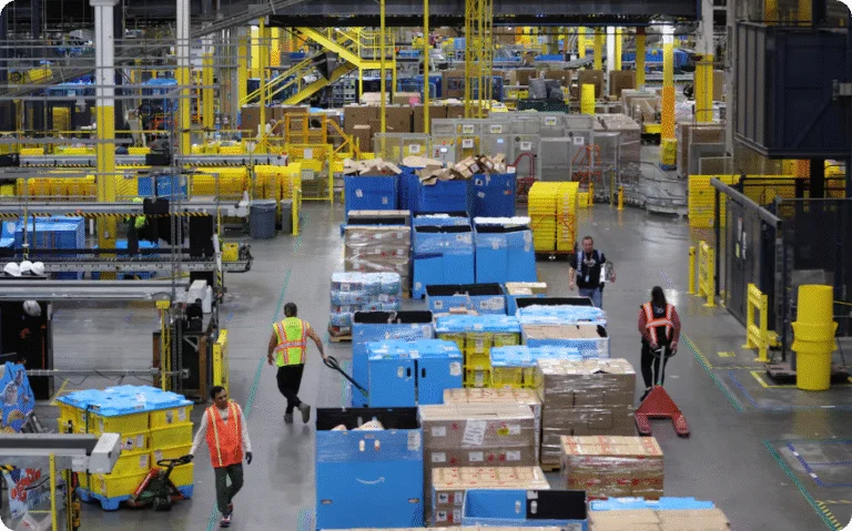 全球知名企业像亚马逊、雀巢和UPS等，正加速裁员