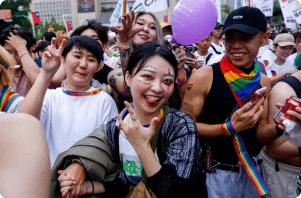 10月25日，台湾东亚最大骄傲游行