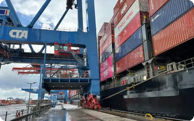 德国对华贸易逆差创纪录:870亿欧元,出口下滑11% 1 今年德国对华贸易逆差将达到创纪录的870亿欧元(约合1014.6亿美元)